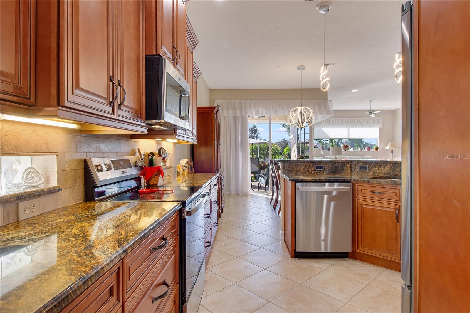 TALON BAY - Residential