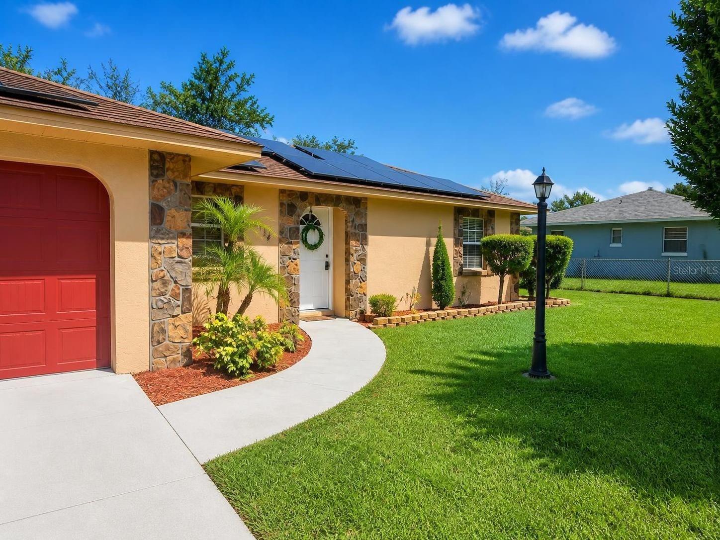 2074 W HIBISCUS ROAD