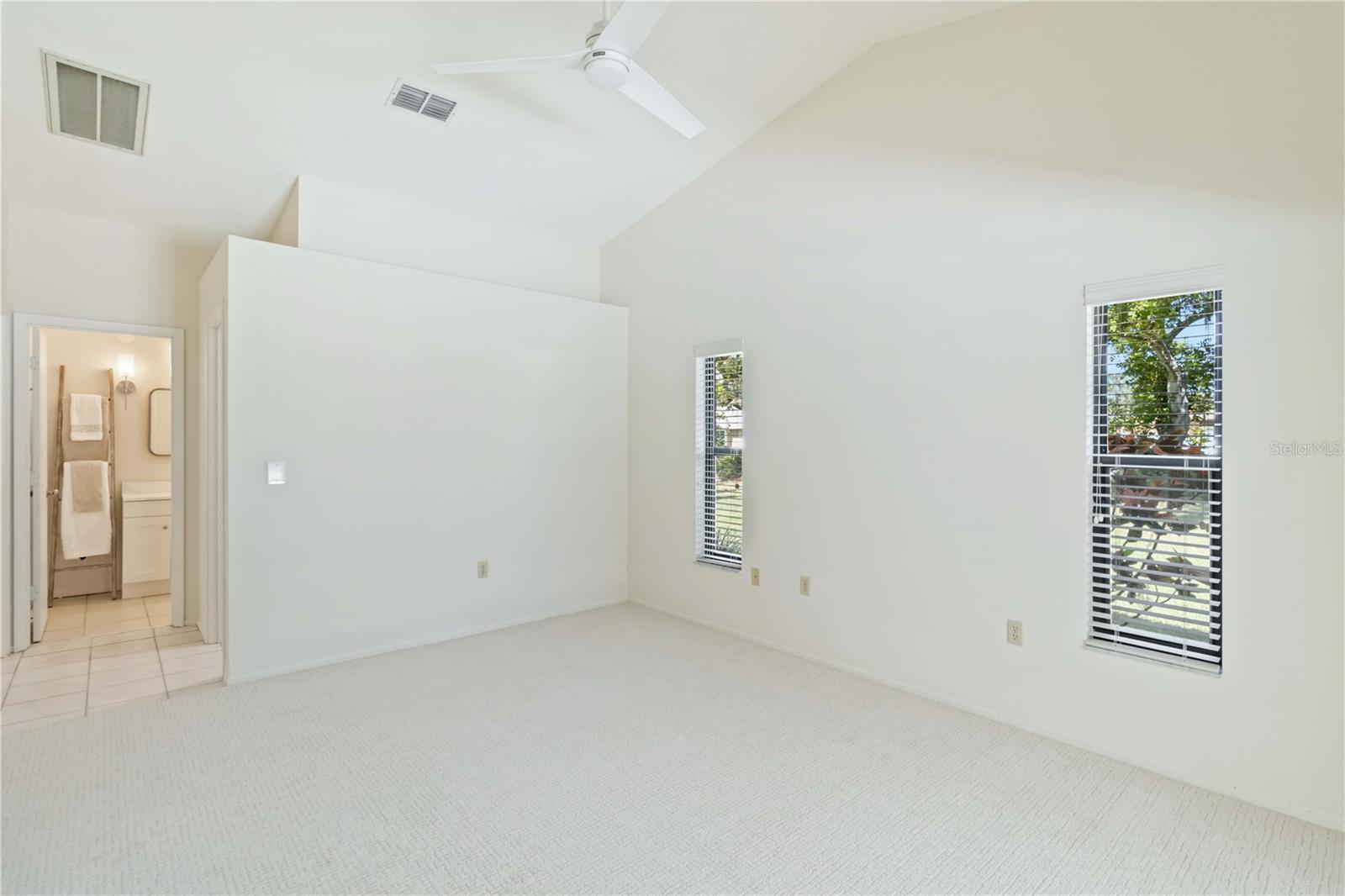 WOODLAWN LAKES FIRST ADD - Residential