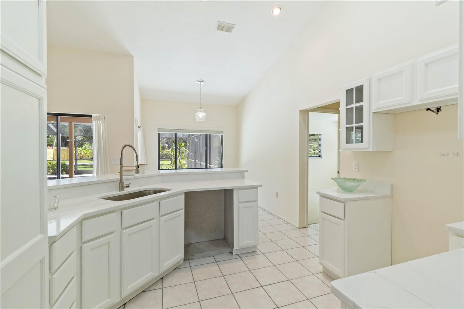 WOODLAWN LAKES FIRST ADD - Residential