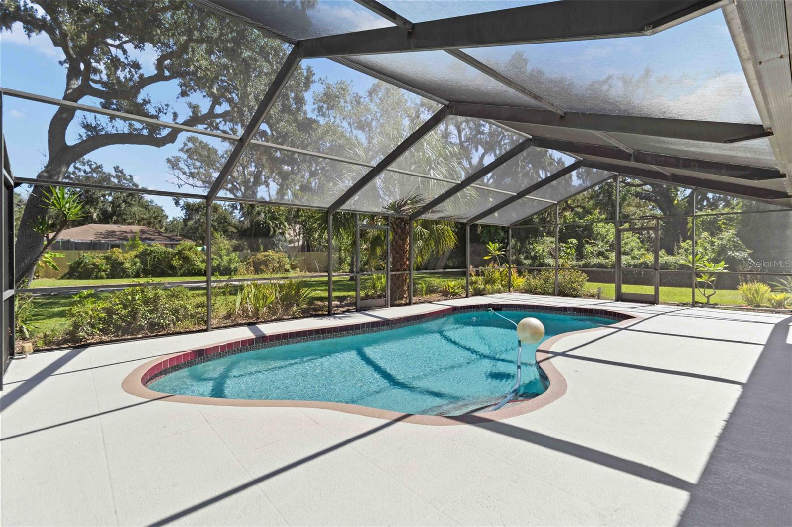 WOODLAWN LAKES FIRST ADD - Residential