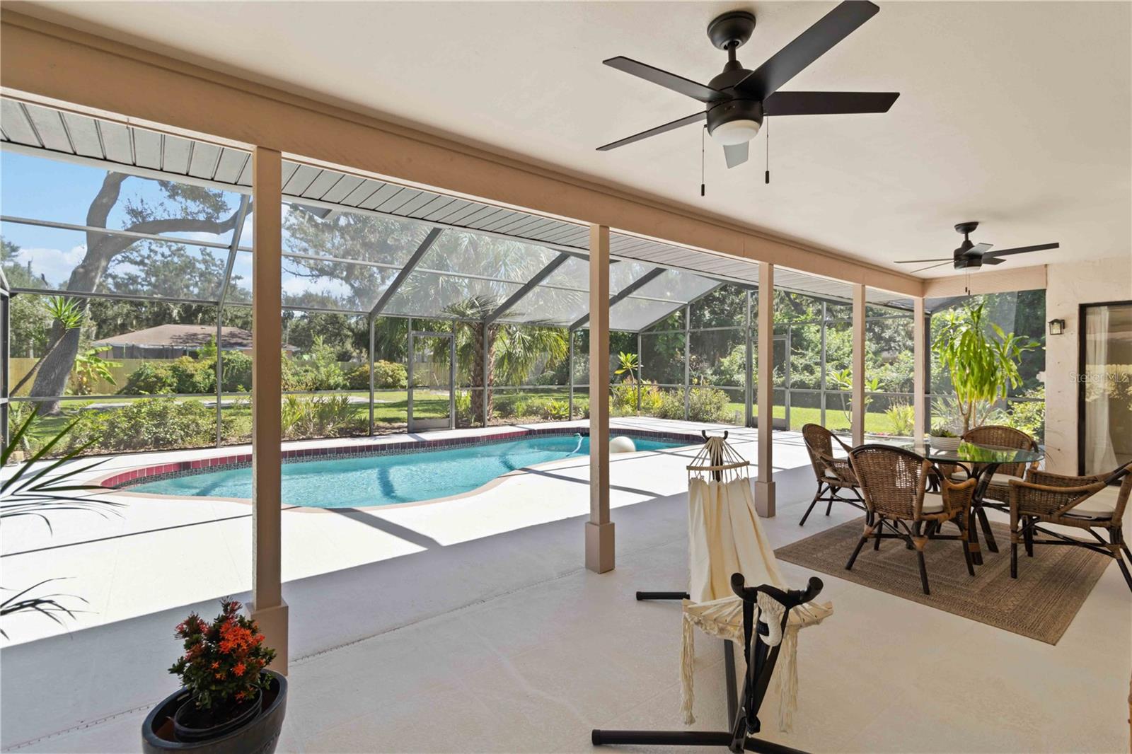 WOODLAWN LAKES FIRST ADD - Residential