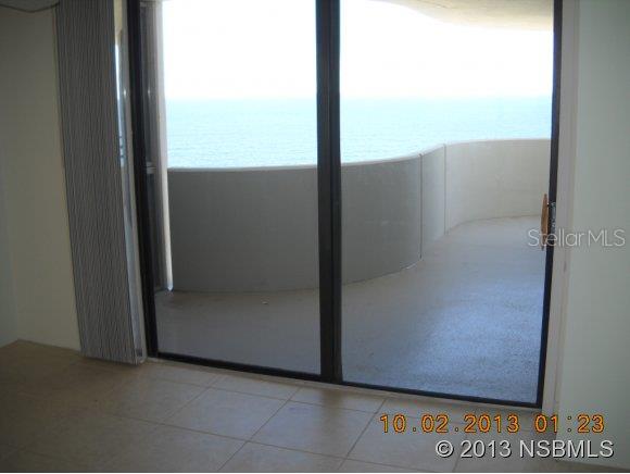 Horizons Condo - Residential