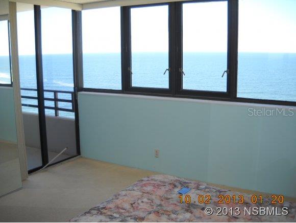 Horizons Condo - Residential