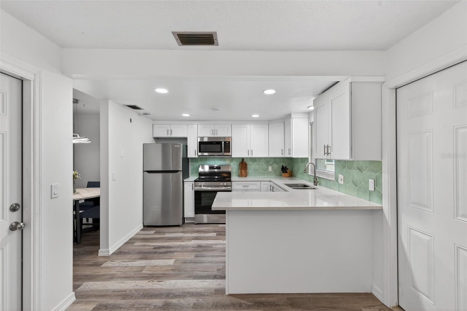 VENDOME VILLAGE - Residential