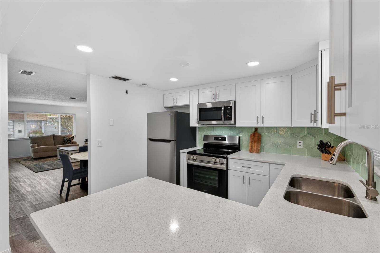 VENDOME VILLAGE - Residential