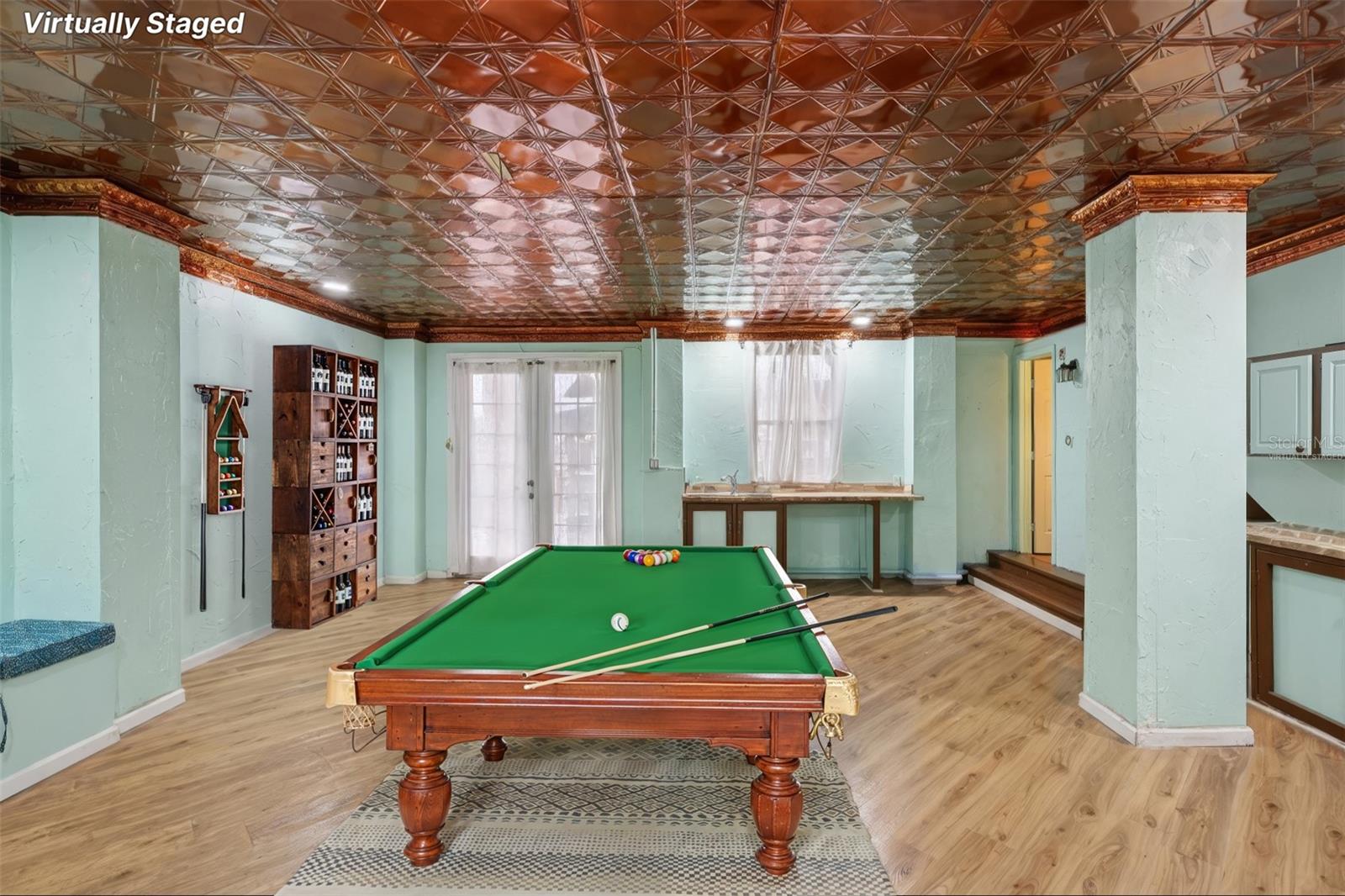 HUDSON BEACH ESTATES - Residential