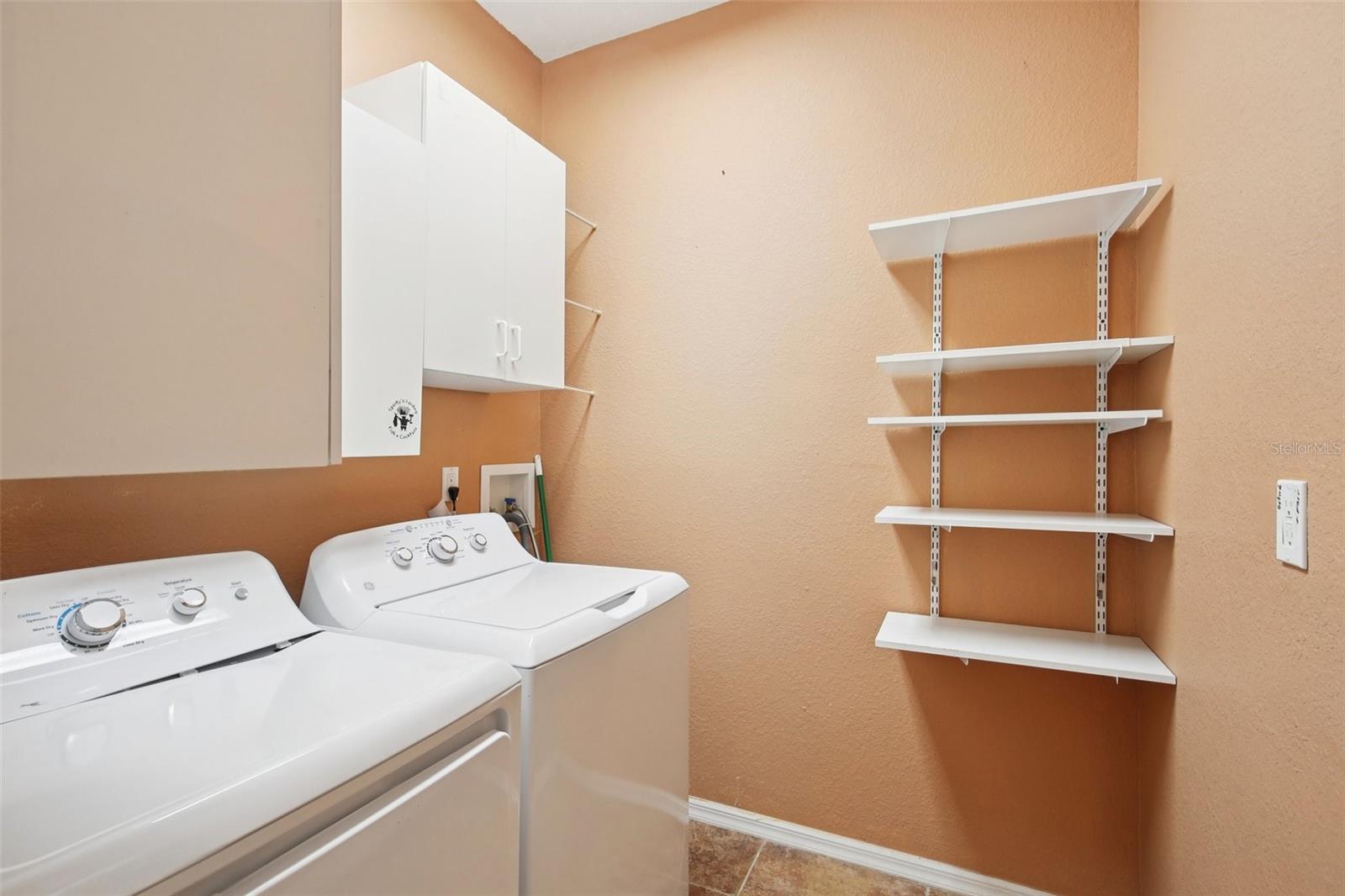 HUDSON BEACH ESTATES - Residential