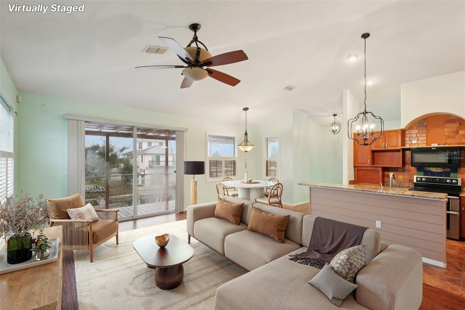 HUDSON BEACH ESTATES - Residential