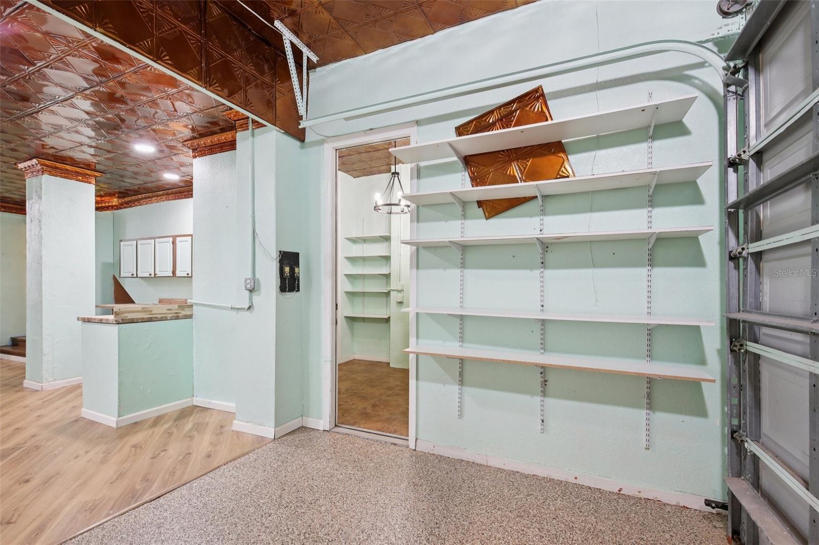 HUDSON BEACH ESTATES - Residential