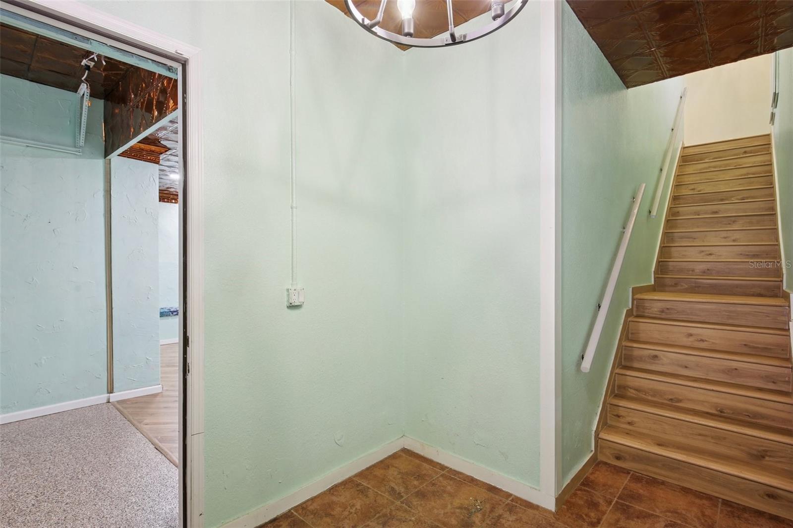 HUDSON BEACH ESTATES - Residential