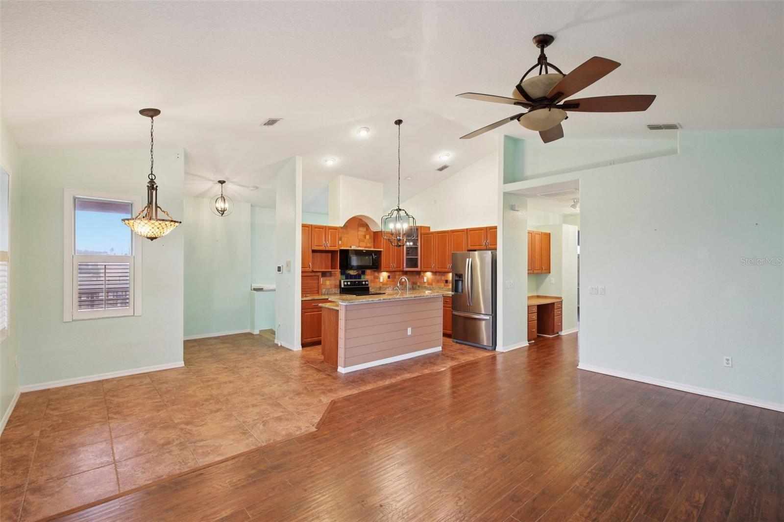 HUDSON BEACH ESTATES - Residential