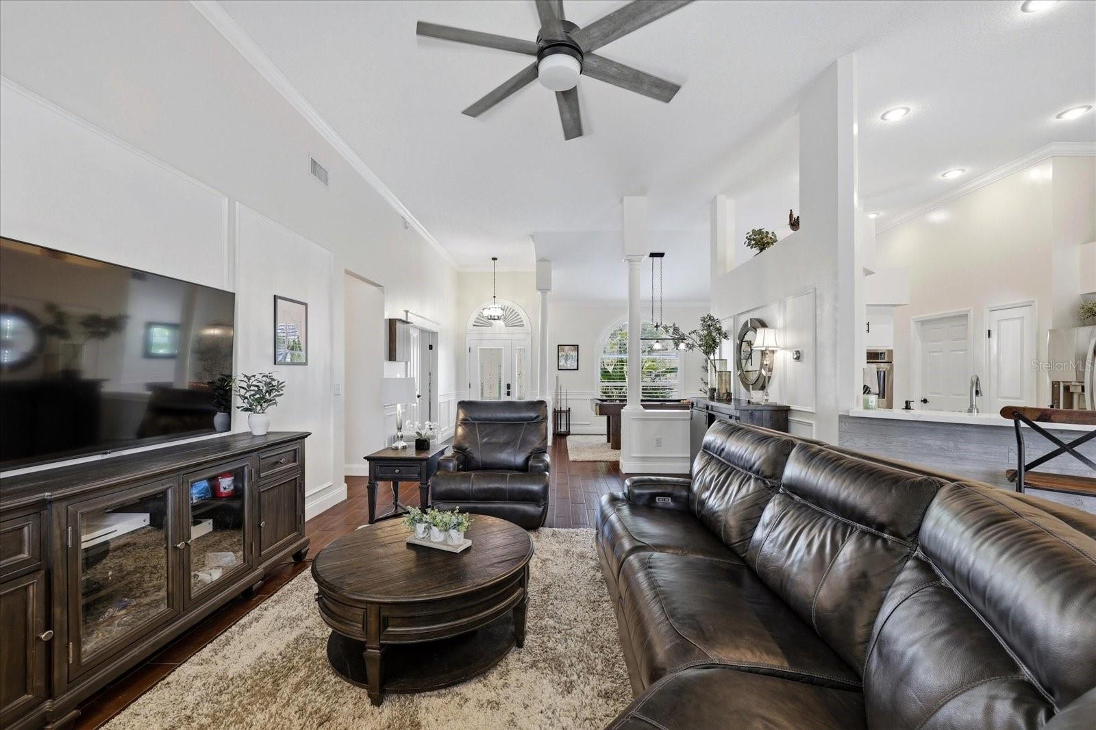 MEADOW POINTE - Residential