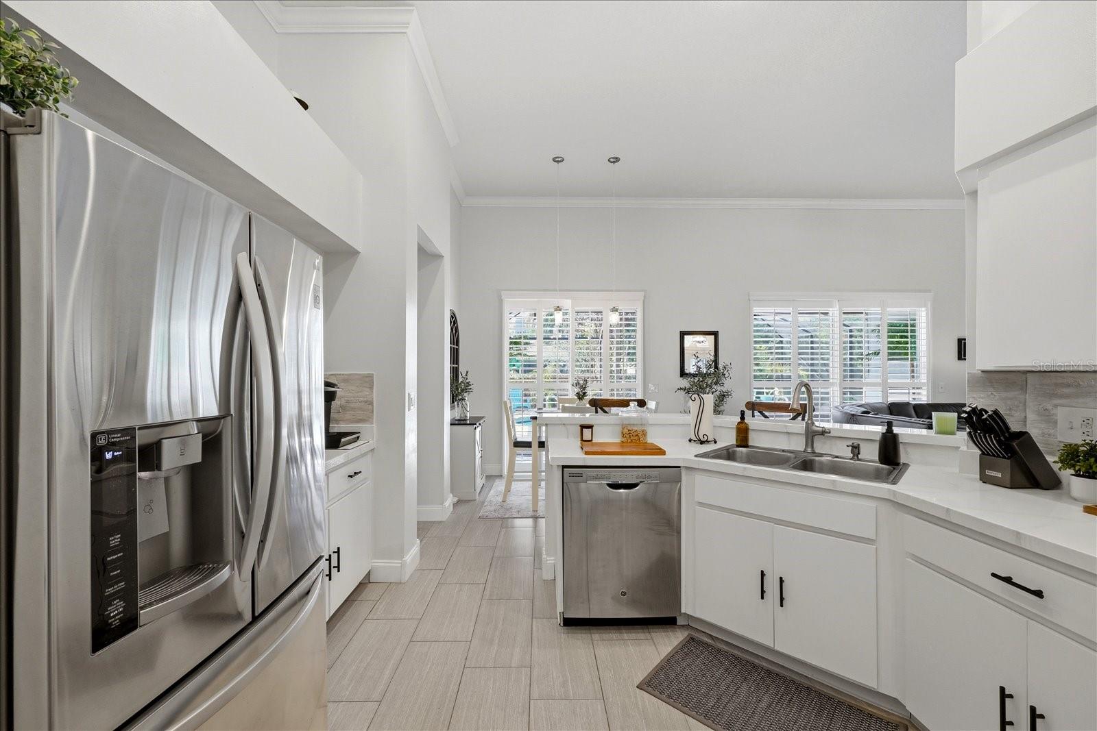 MEADOW POINTE - Residential