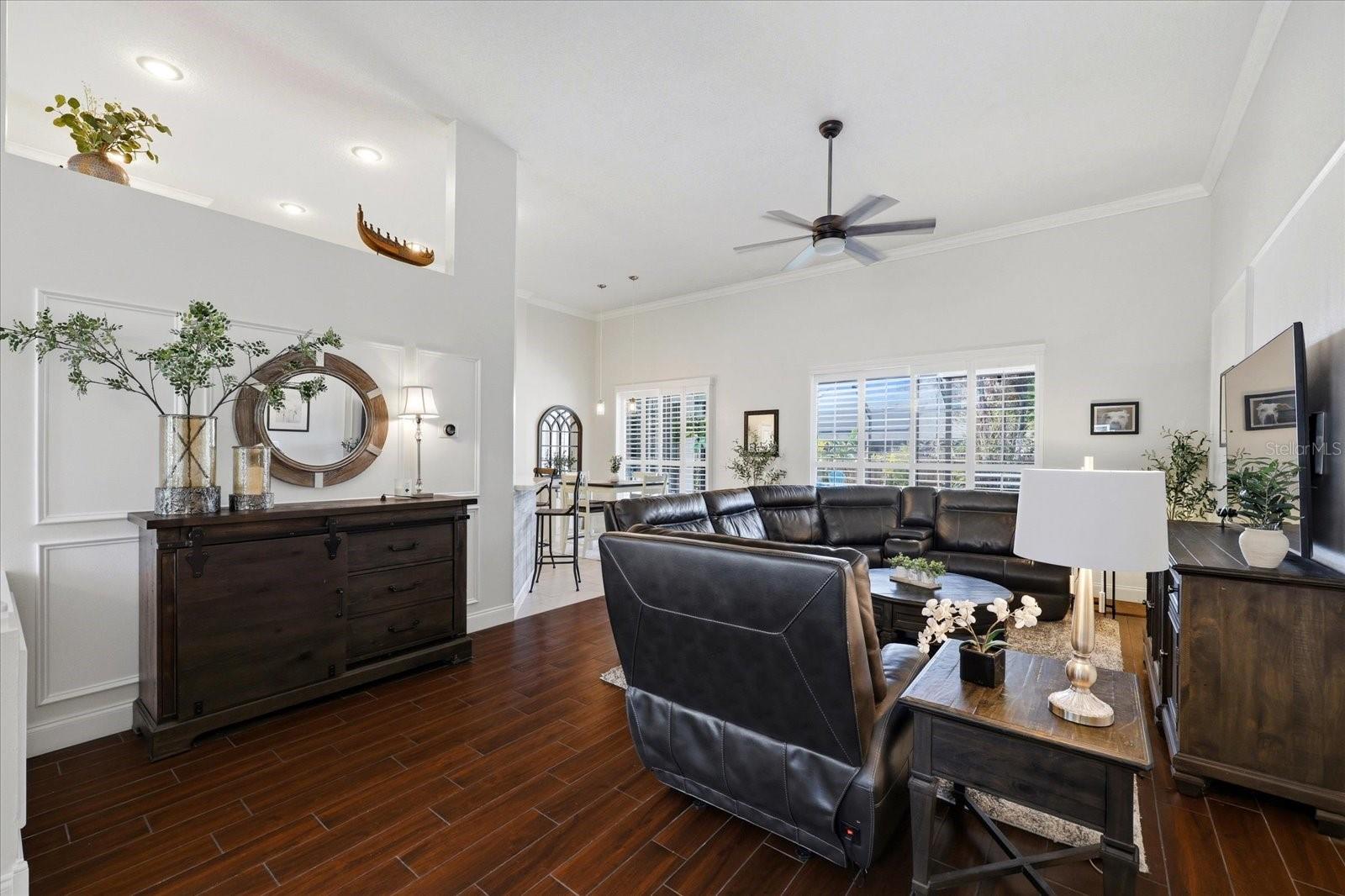 MEADOW POINTE - Residential