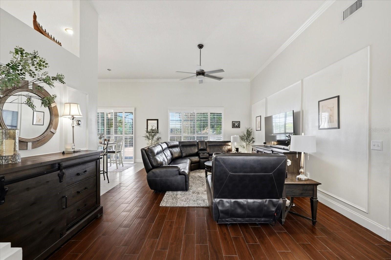 MEADOW POINTE - Residential