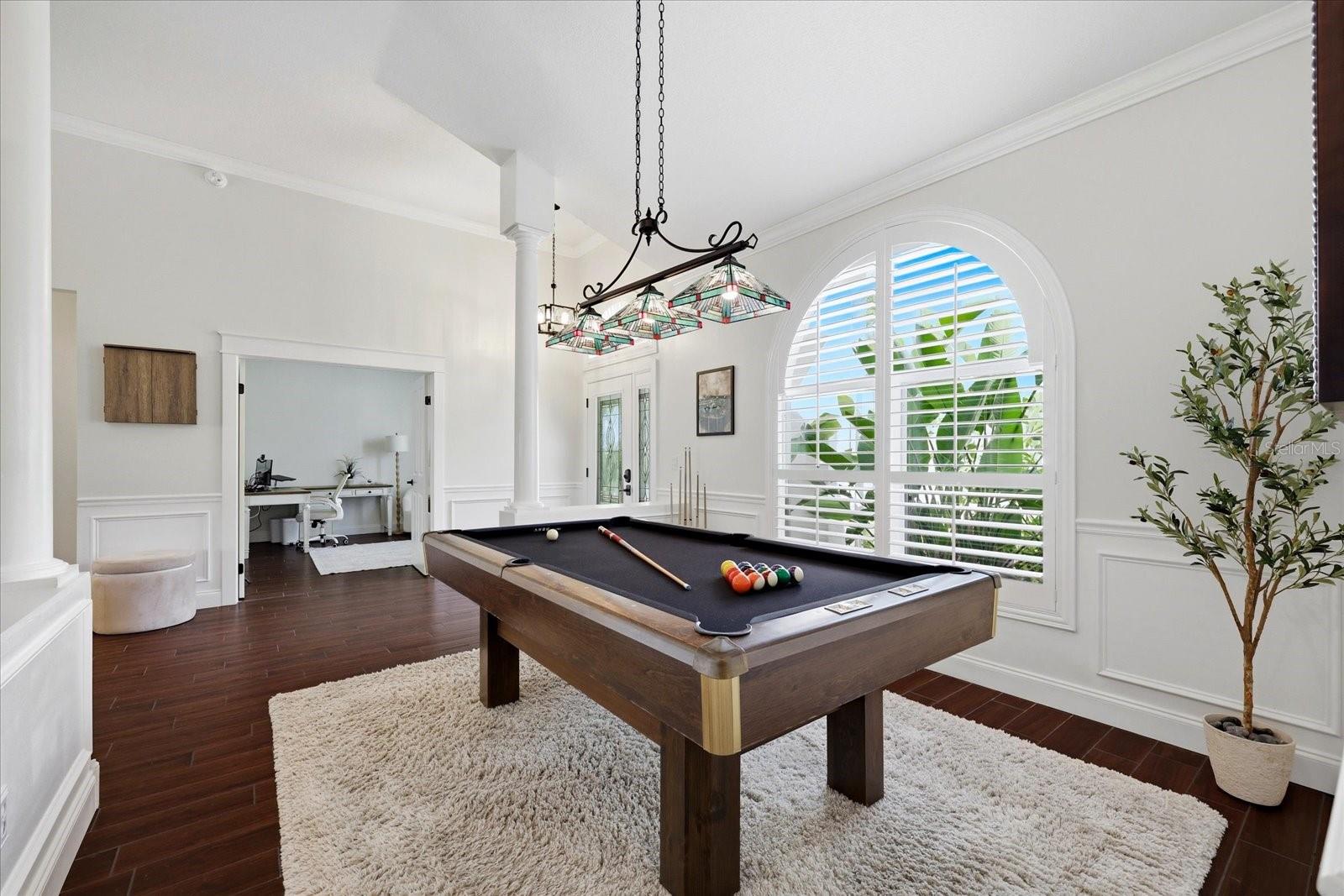MEADOW POINTE - Residential