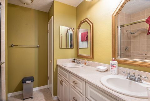 Tiny photo for 12500 NW 100th Street, Ocala, FL 34482 (MLS # OM682132)