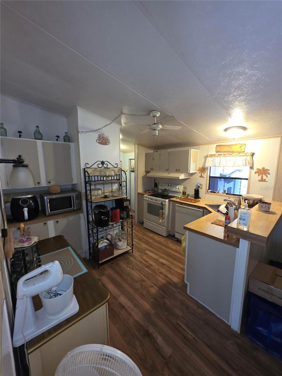 LAKE MARINETTE MHP - Residential