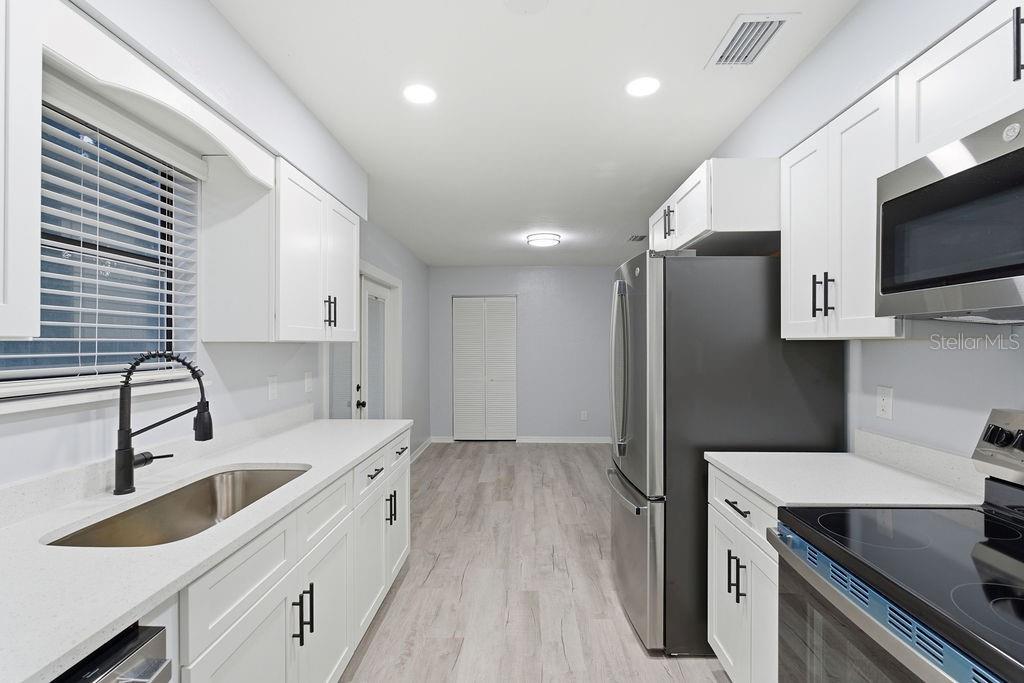 ALACHUA HILLS - Residential