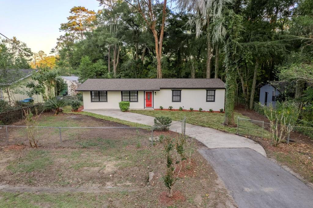 ALACHUA HILLS - Residential