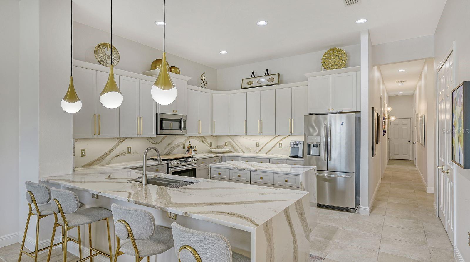 LEGENDS BAY - Residential