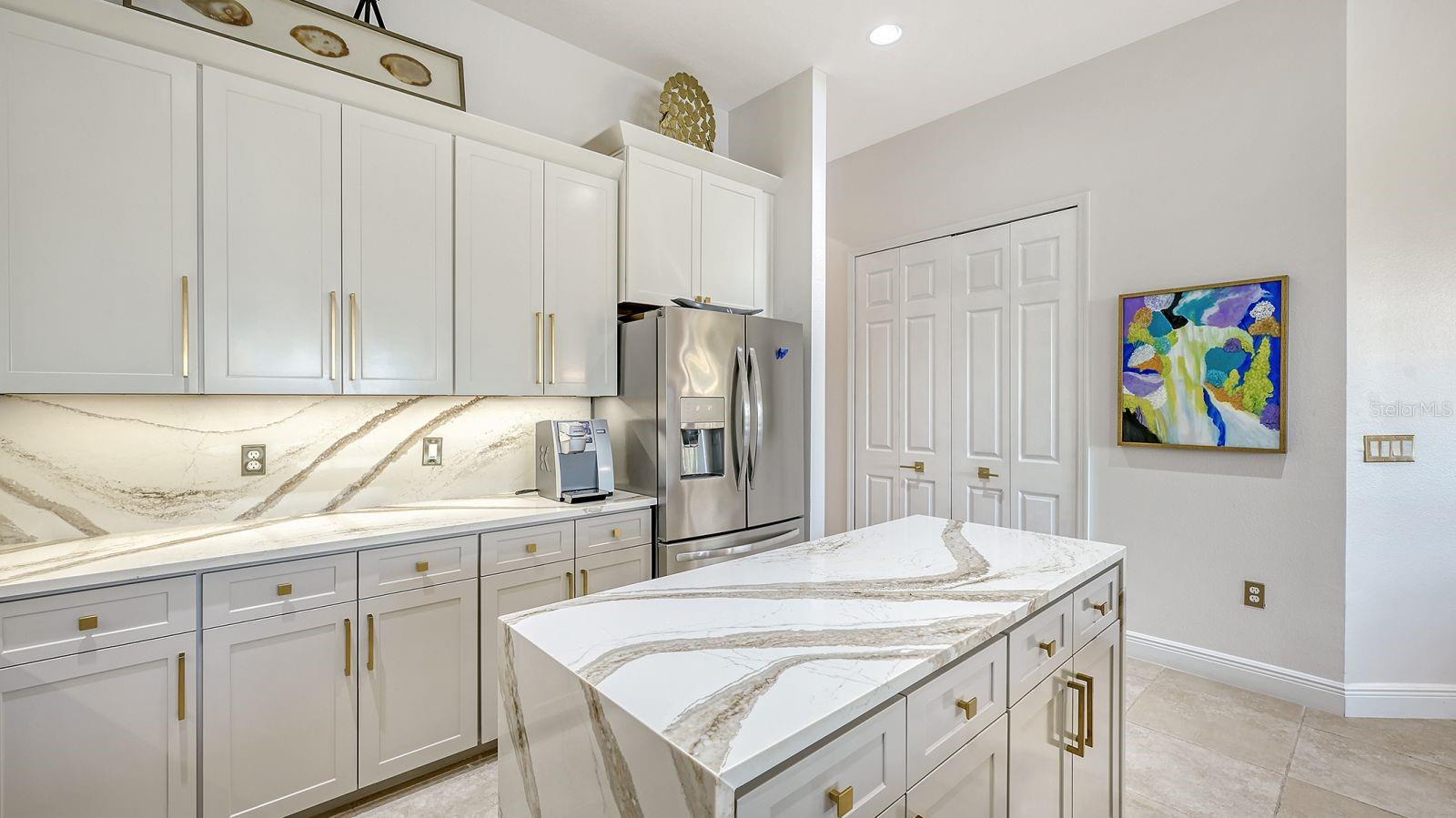 LEGENDS BAY - Residential