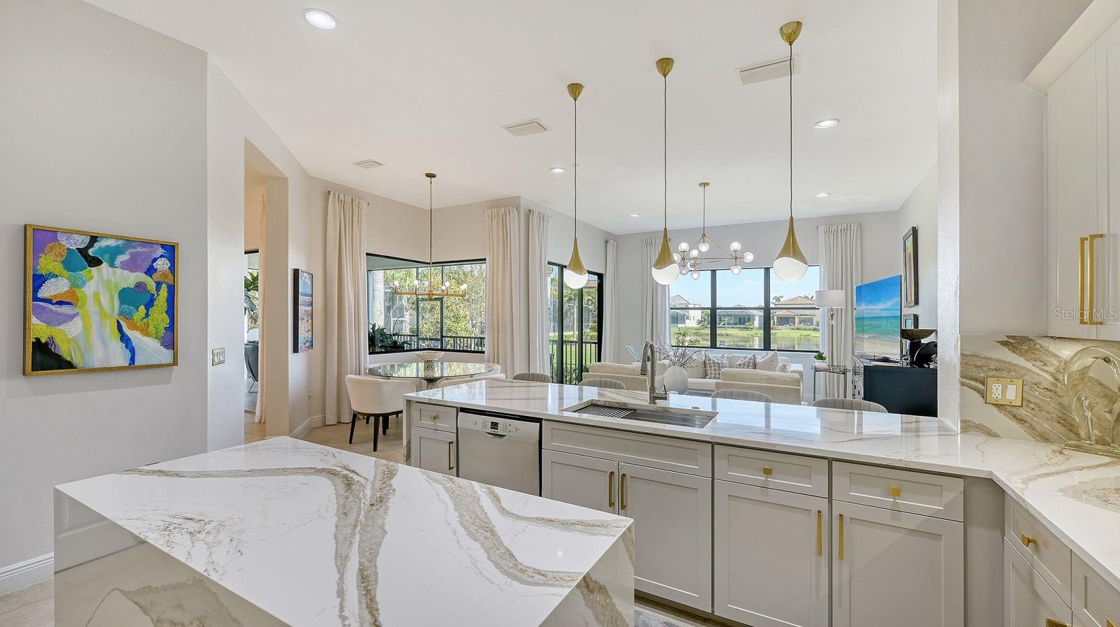 LEGENDS BAY - Residential