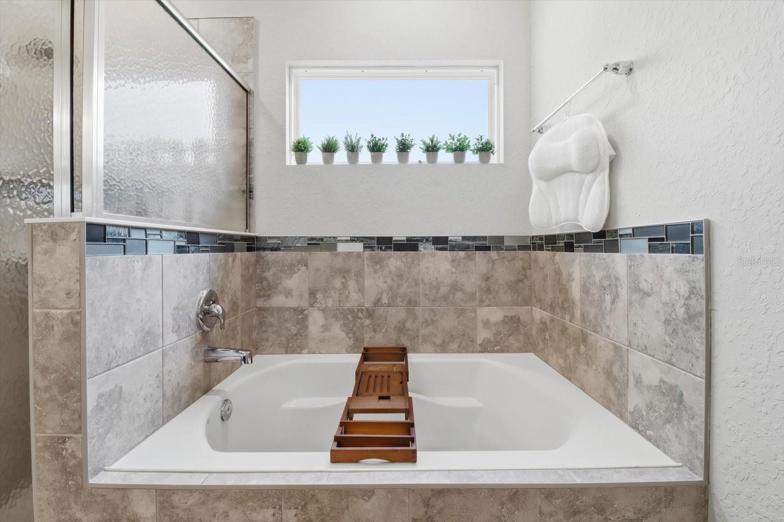 KINGSLAND COUNTRY ESTATE - Residential