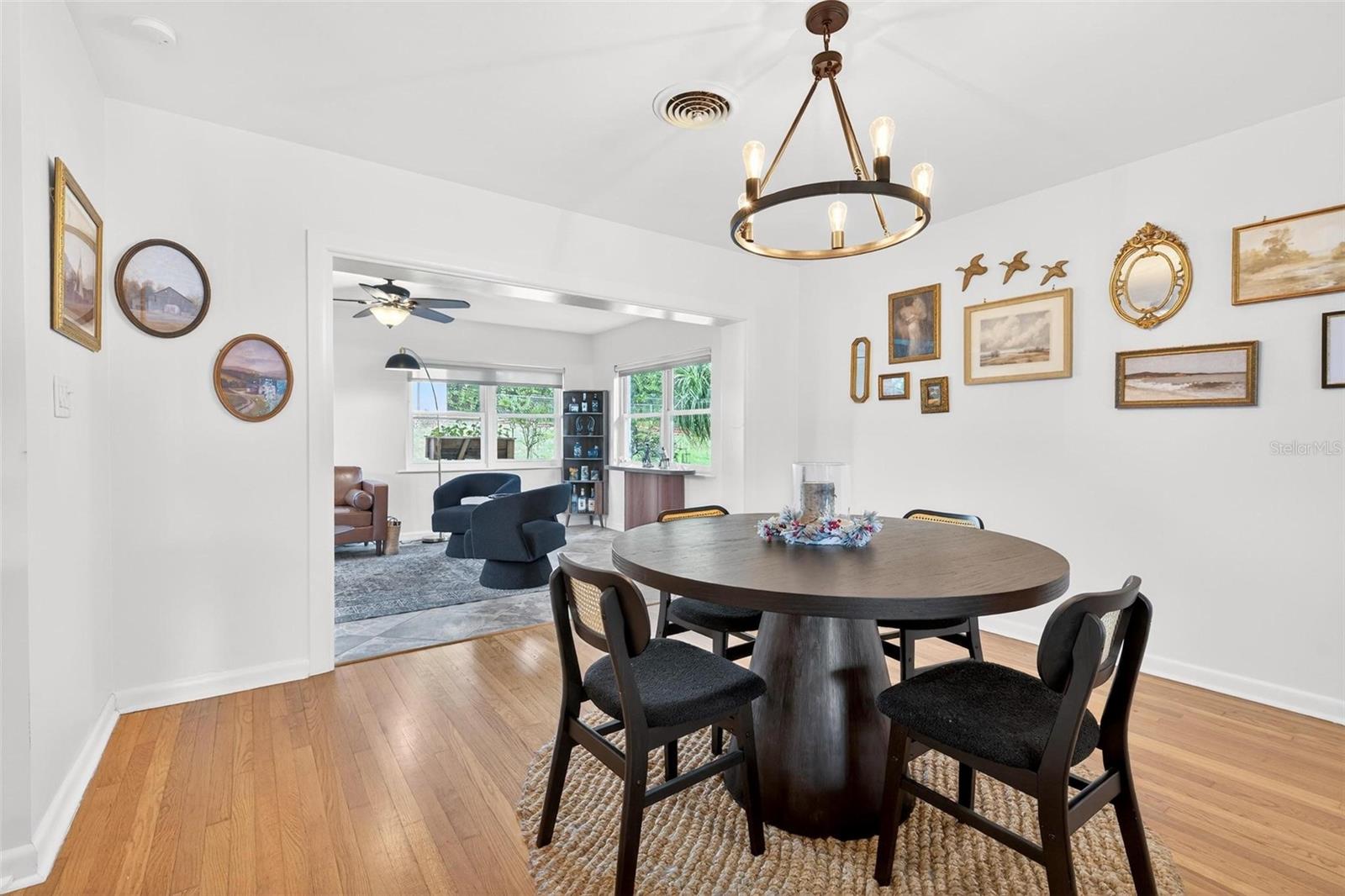 RAINBOW RIDGE - Residential