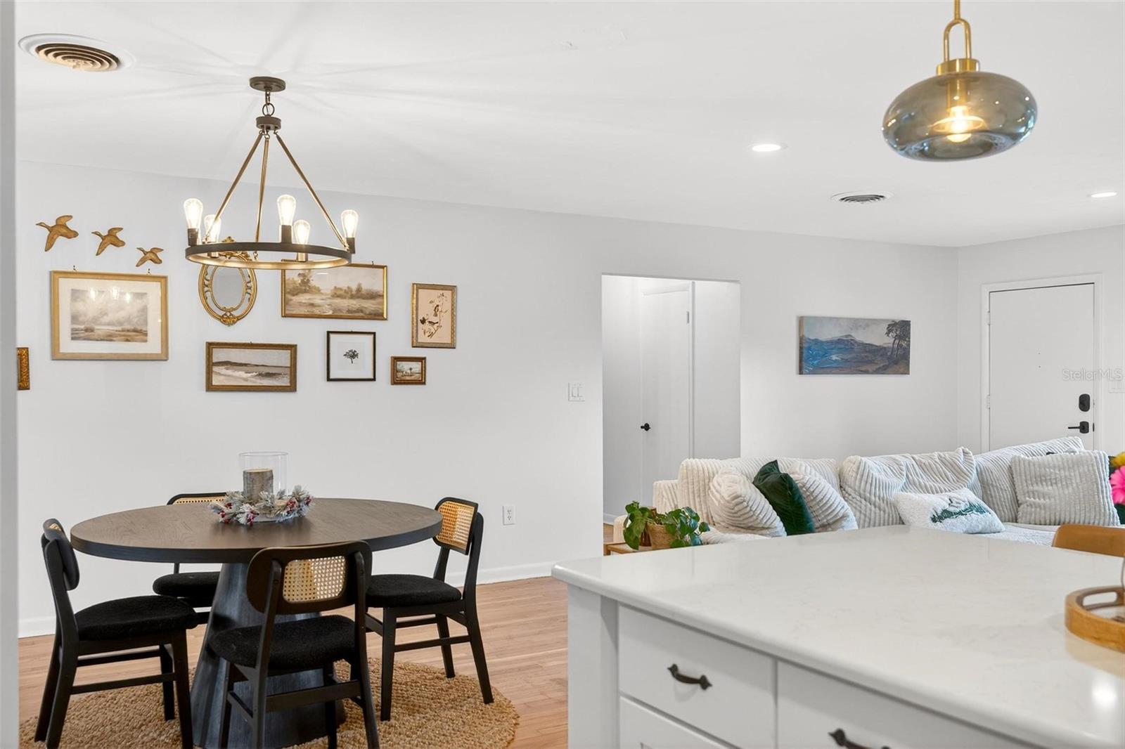 RAINBOW RIDGE - Residential