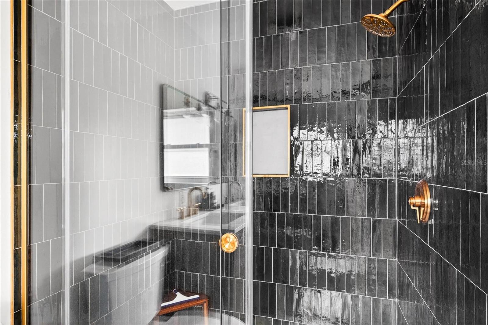 RAINBOW RIDGE - Residential