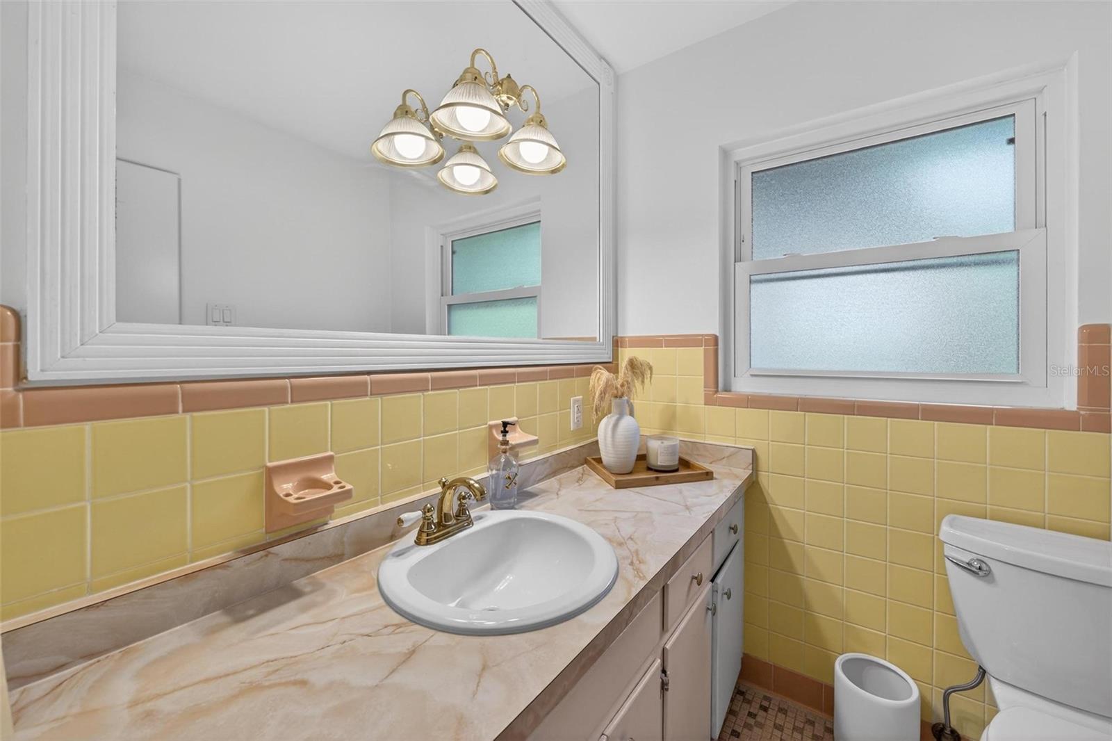 RAINBOW RIDGE - Residential