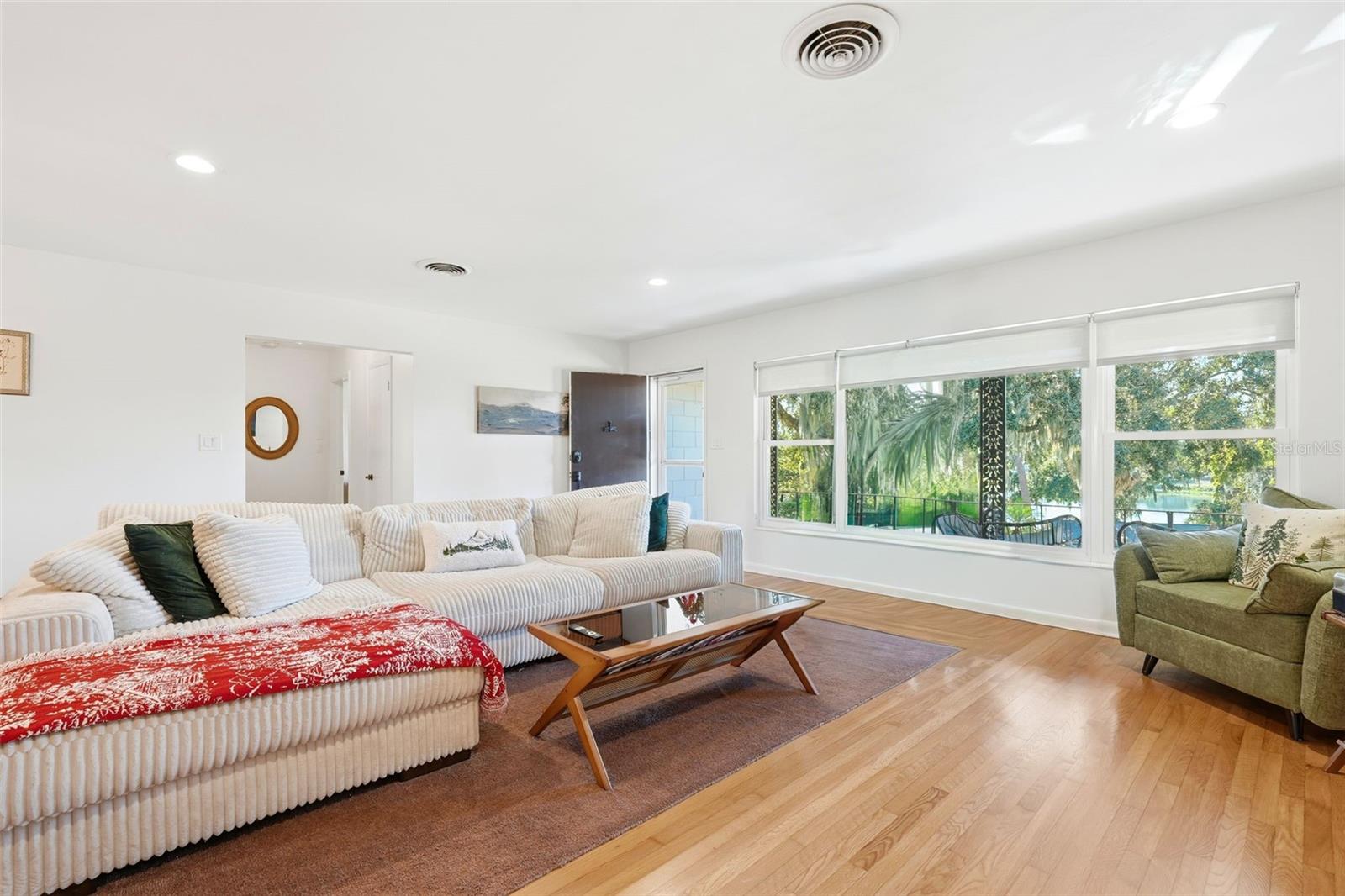 RAINBOW RIDGE - Residential