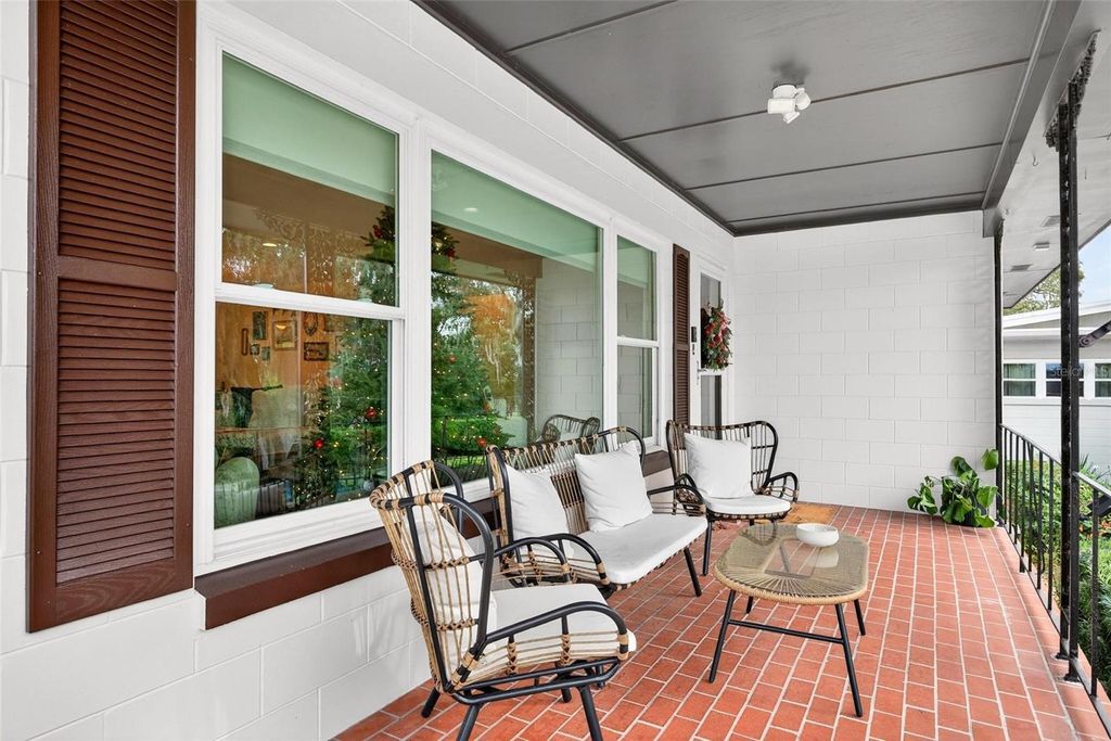 Photo of 2311 Sunset Drive, Eustis, FL 32726 (MLS # G5105442)