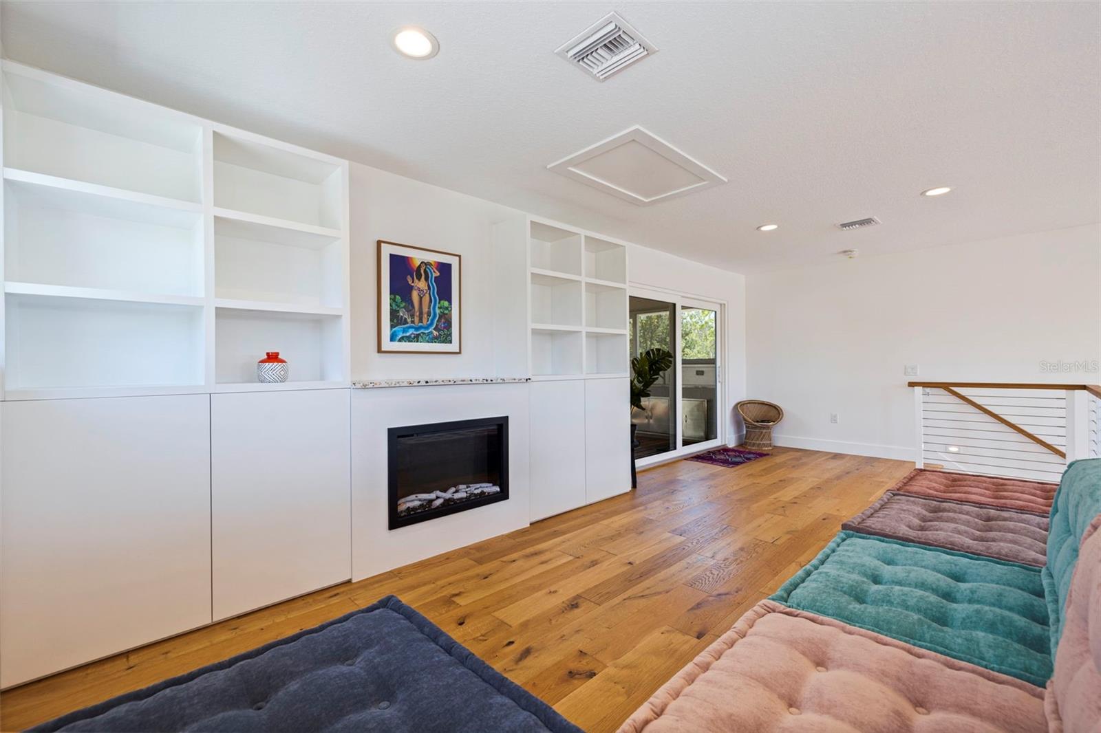 RIO VISTA - Residential