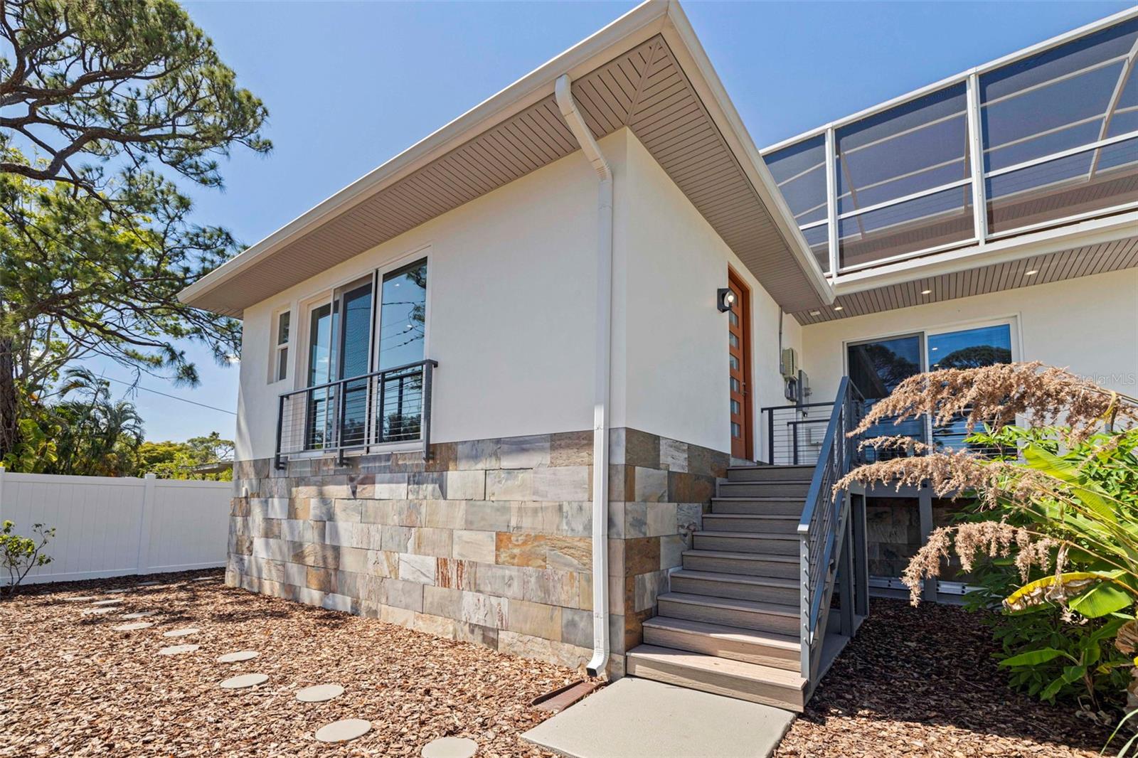 RIO VISTA - Residential