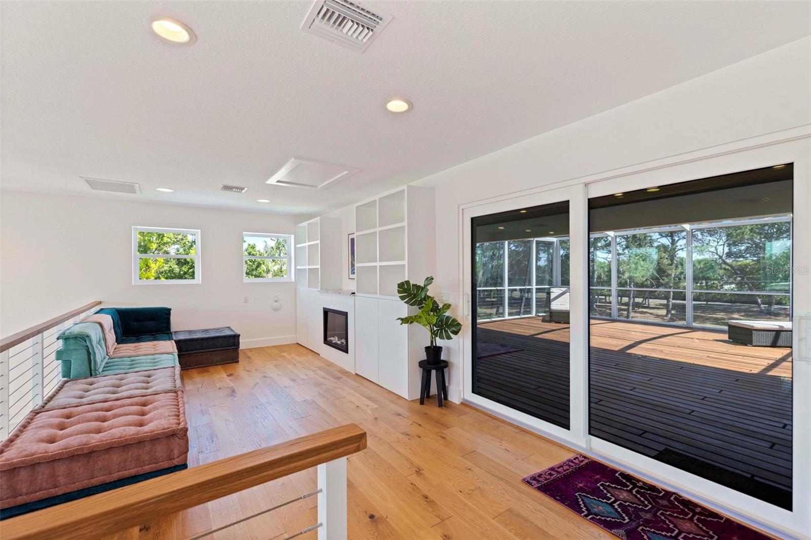 RIO VISTA - Residential