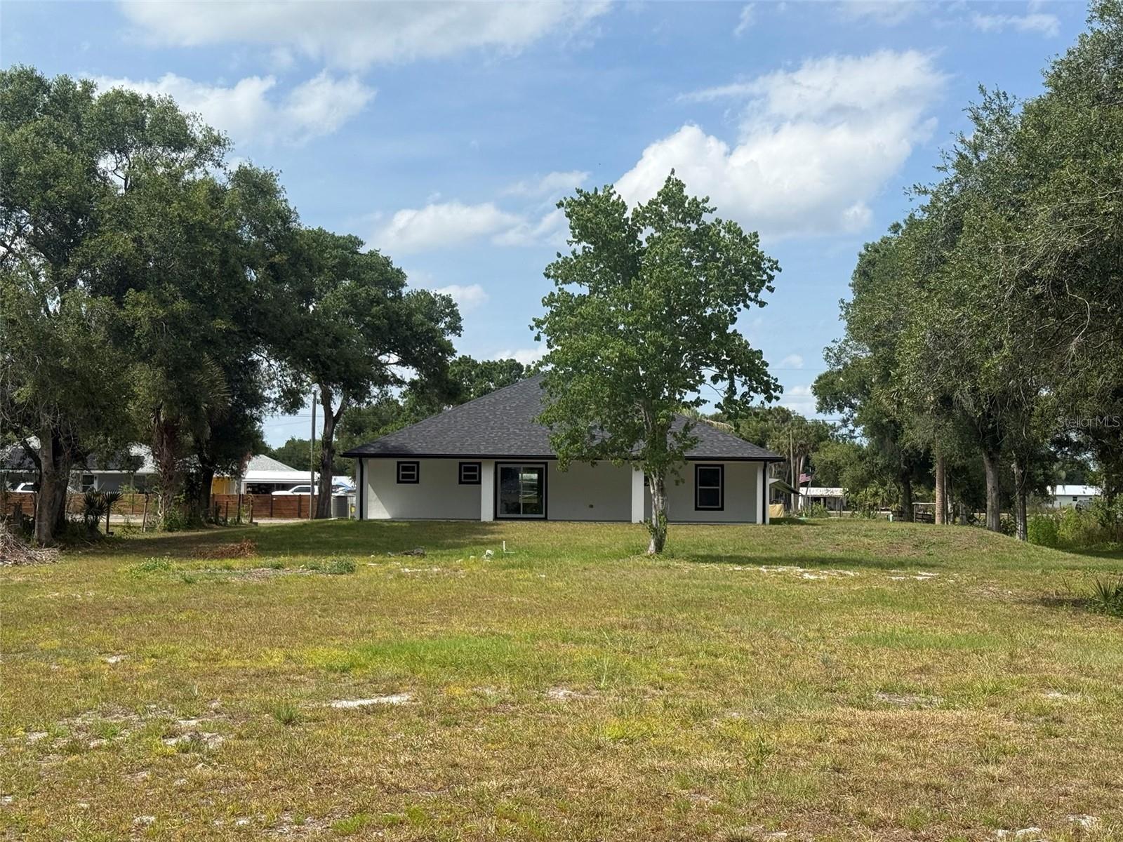 DIXIE RANCH ESTATES - Land