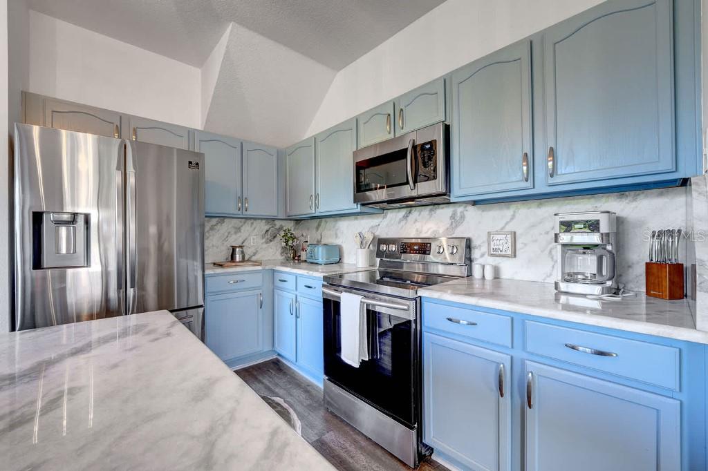 HIDDEN FOREST AT SILVER CREEK - Residential