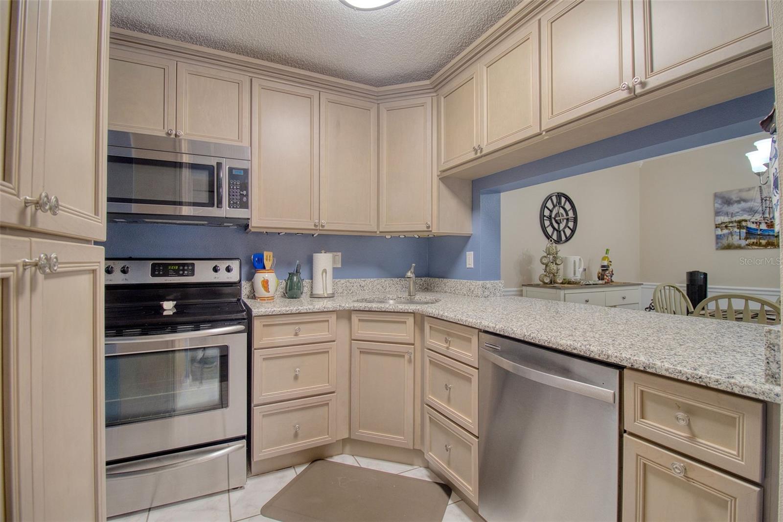 PINE RIDGE AT LAKE TARPON VILLAGE - Residential