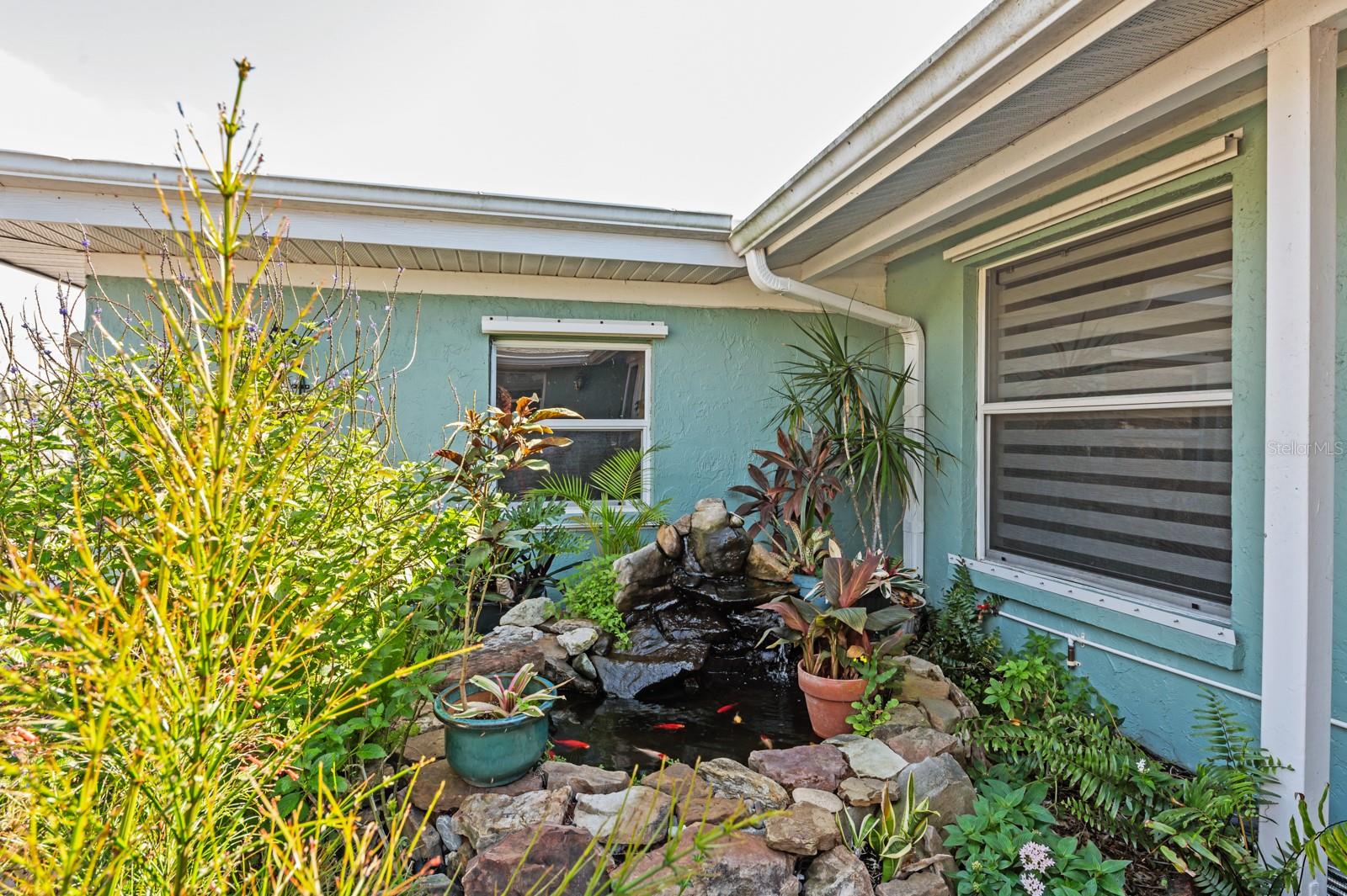 TROPICAL SHORES - Residential