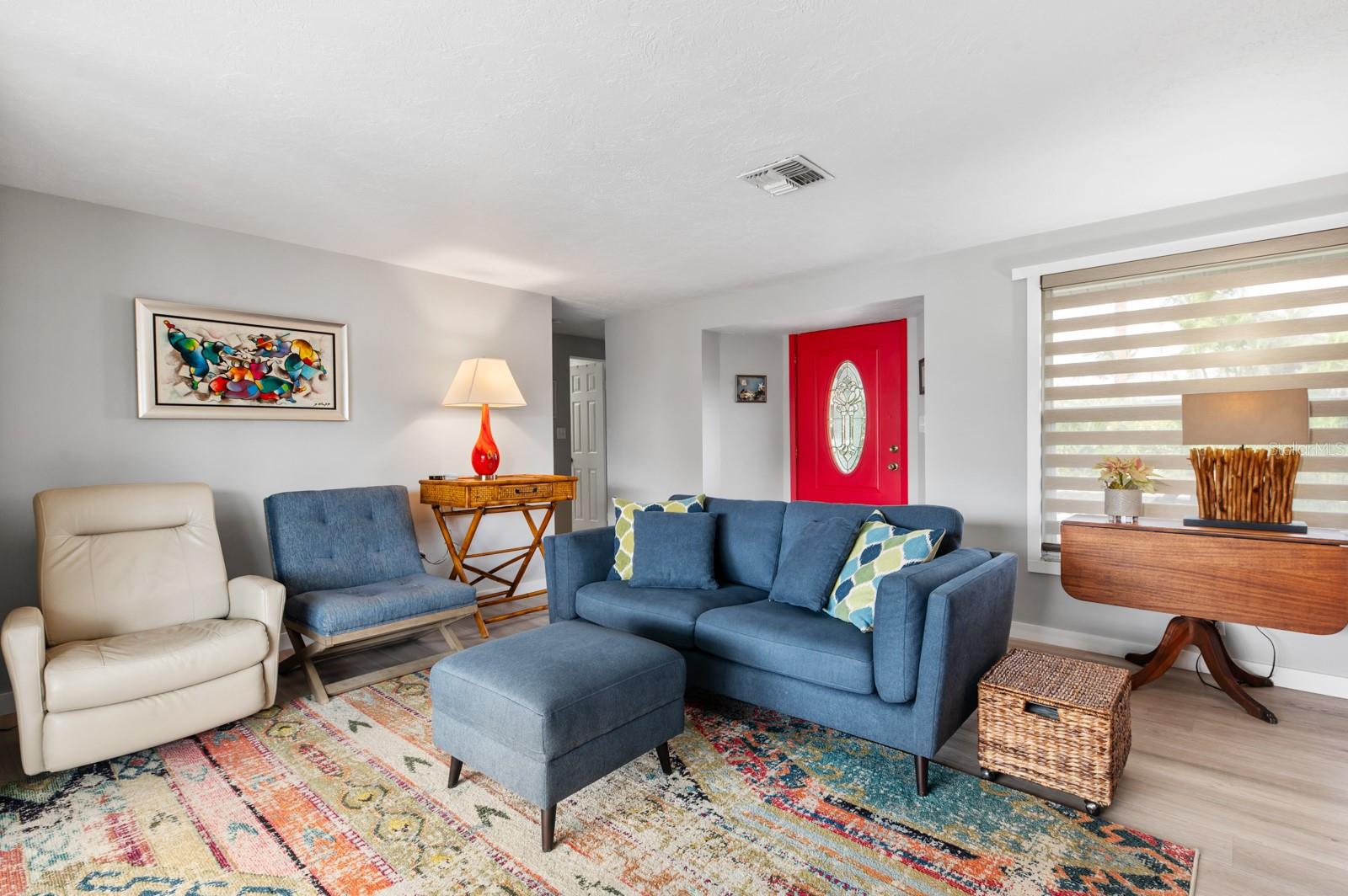 TROPICAL SHORES - Residential