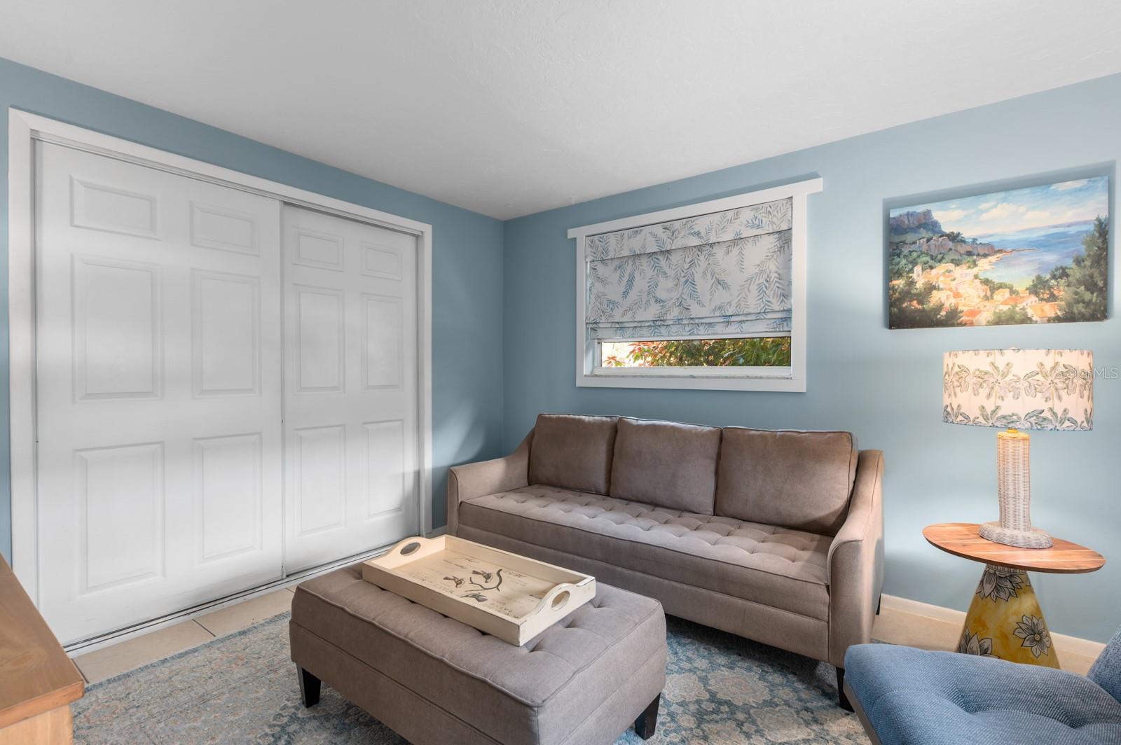 TROPICAL SHORES - Residential