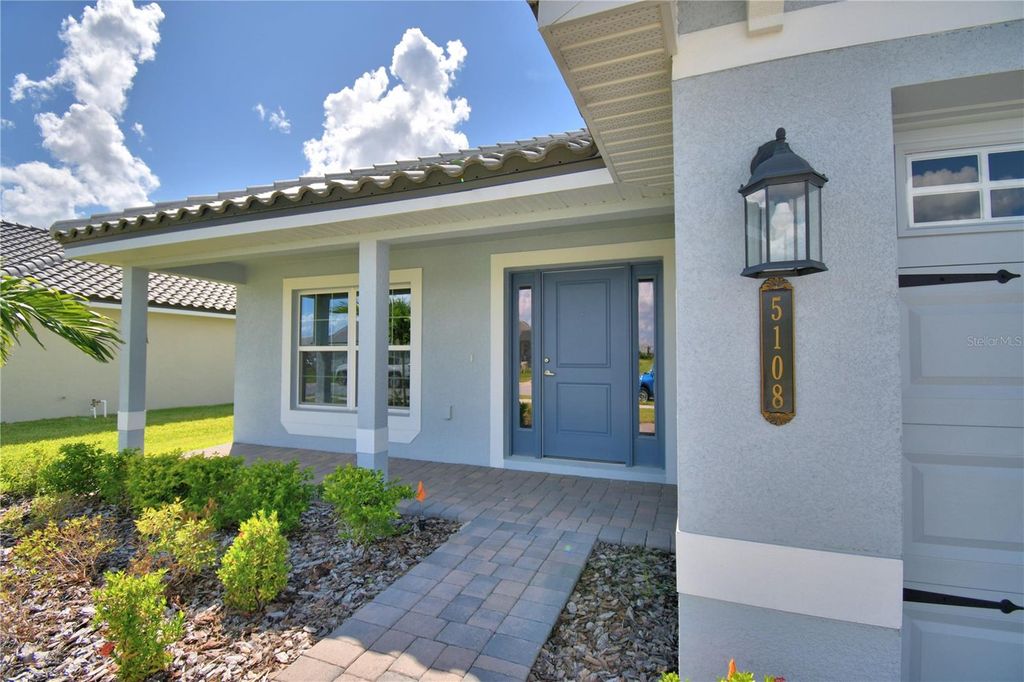 Photo of 4705 Grandview Glen Drive, Auburndale, FL 33823 (MLS # L4961255)