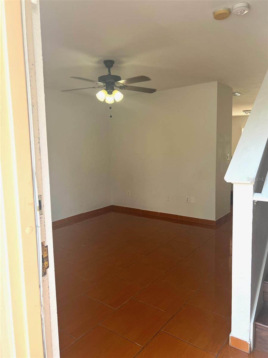 RIO HILLS TWNHS - Residential Lease