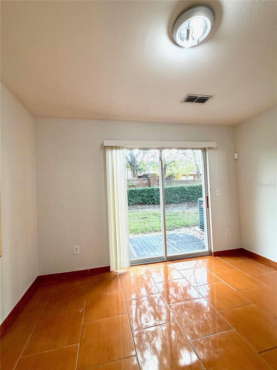 RIO HILLS TWNHS - Residential Lease