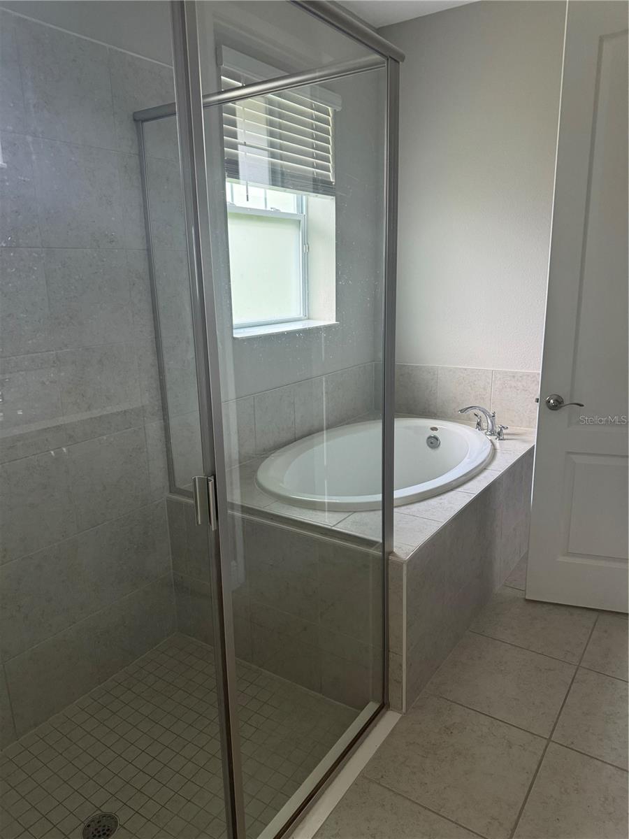 LAUREATE PARK PH 10 - Residential Lease