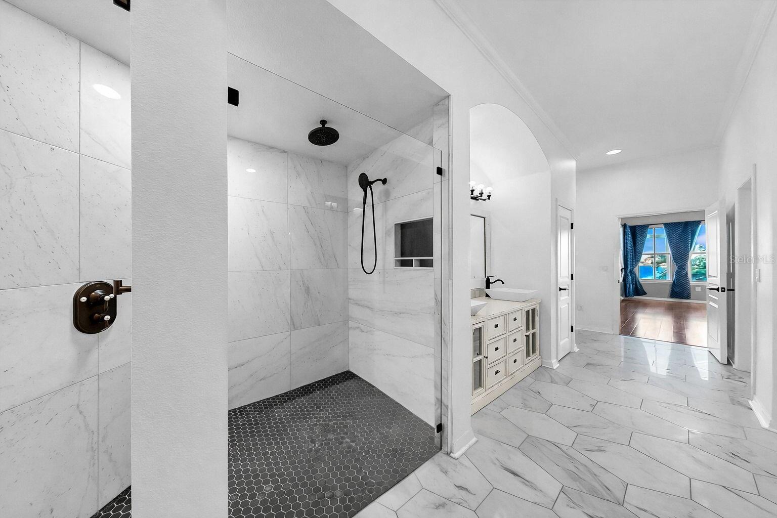 MIRABAY PH 3A-1 - Residential