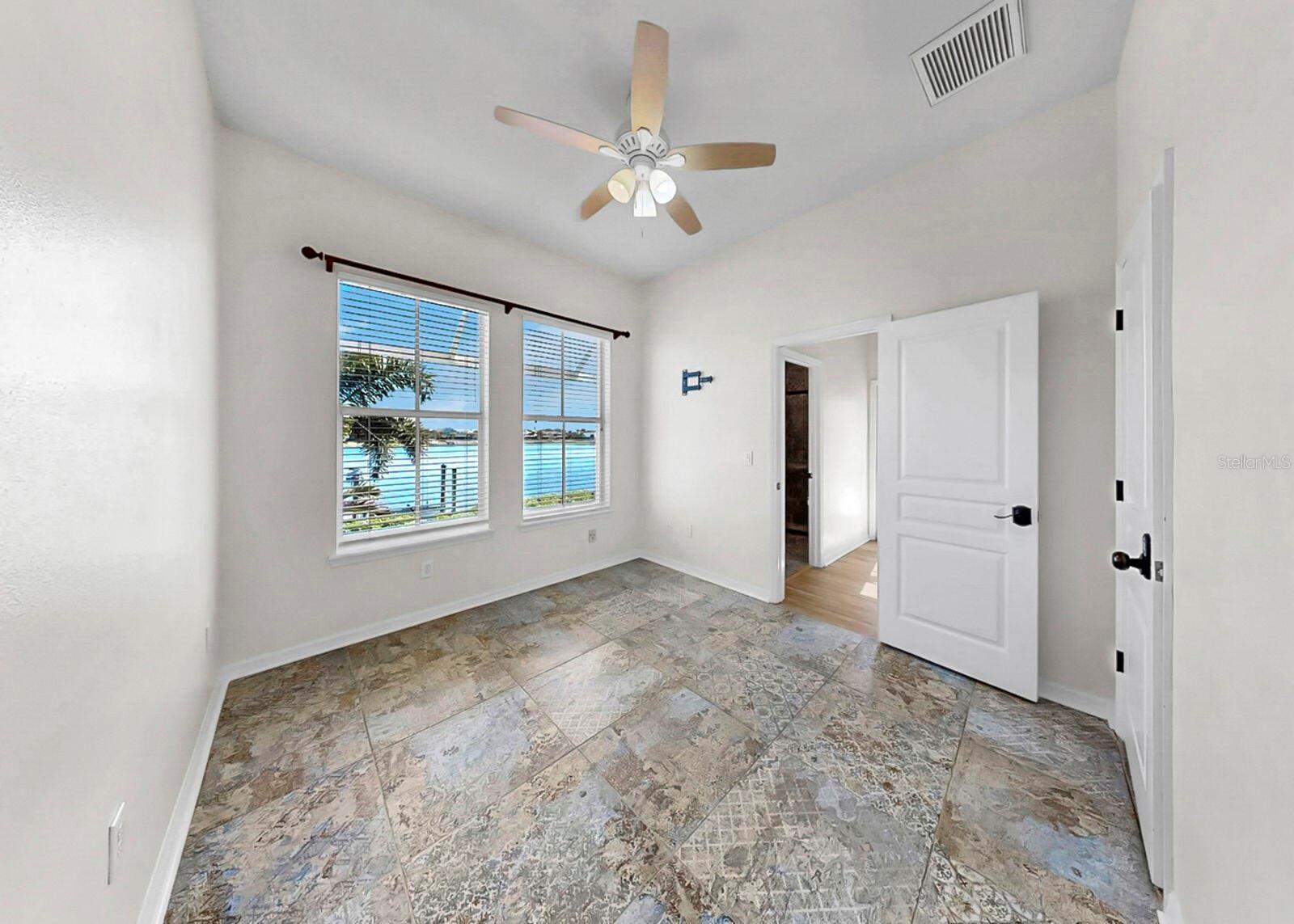 MIRABAY PH 3A-1 - Residential